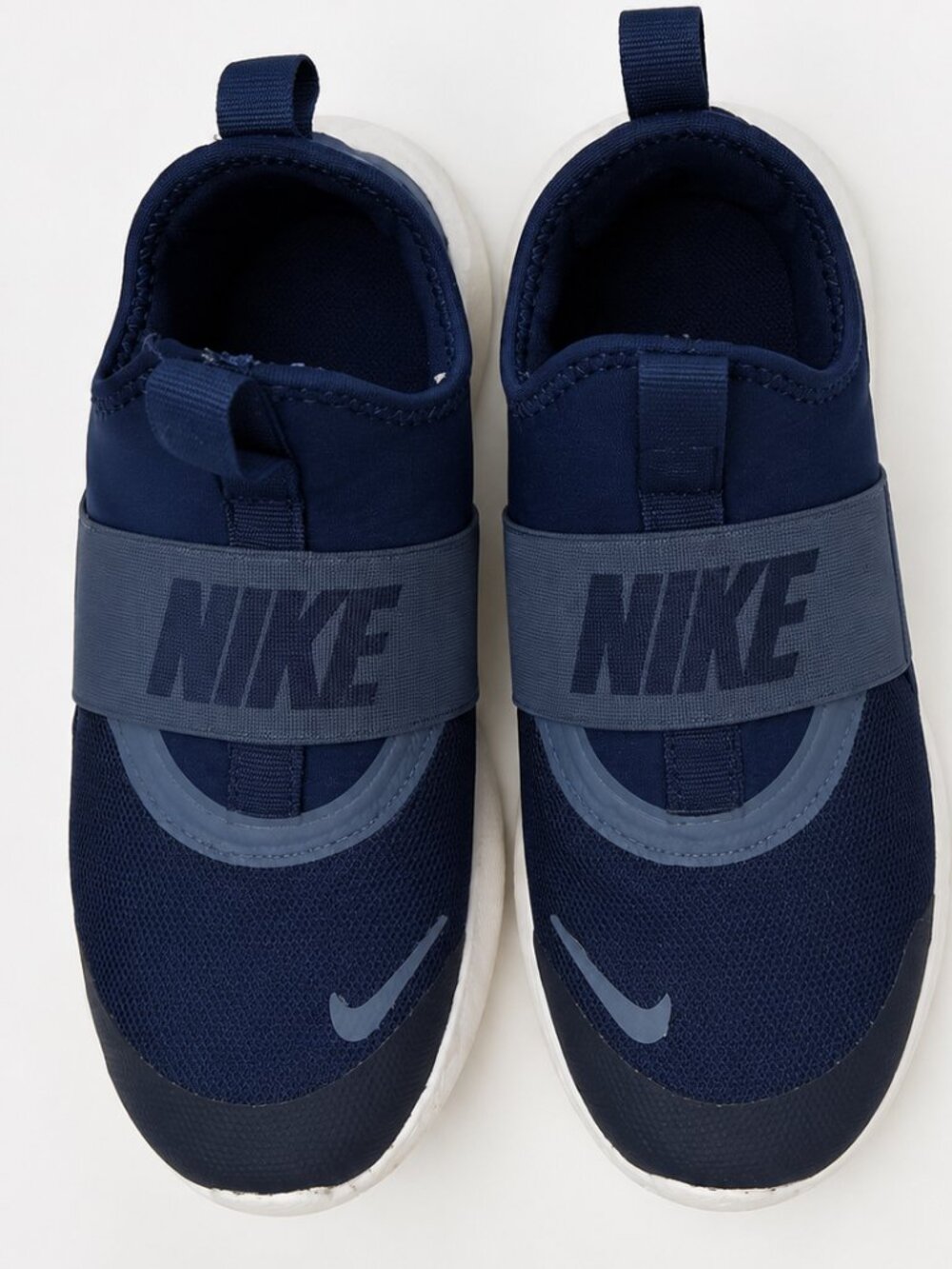 Nike Flex Runner slip-on sneakers